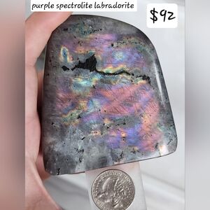 purple spectrolite labradorite